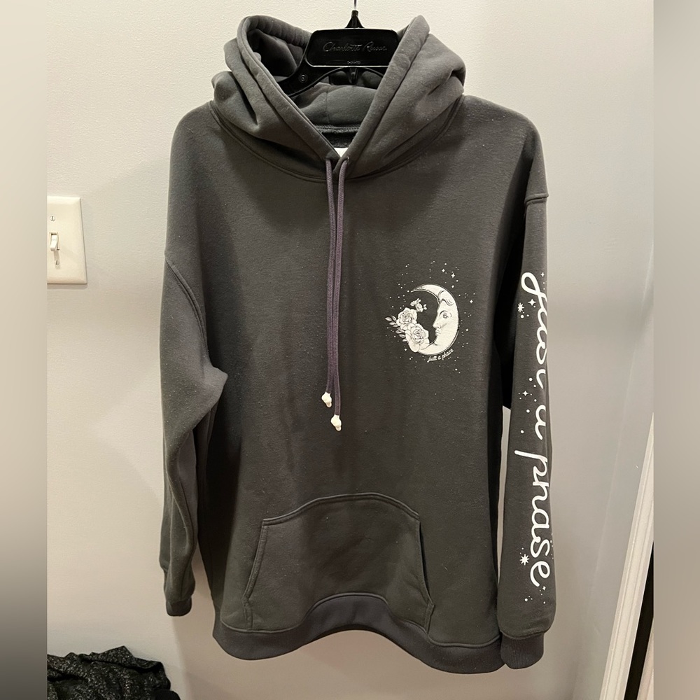 vivre la vie hoodie